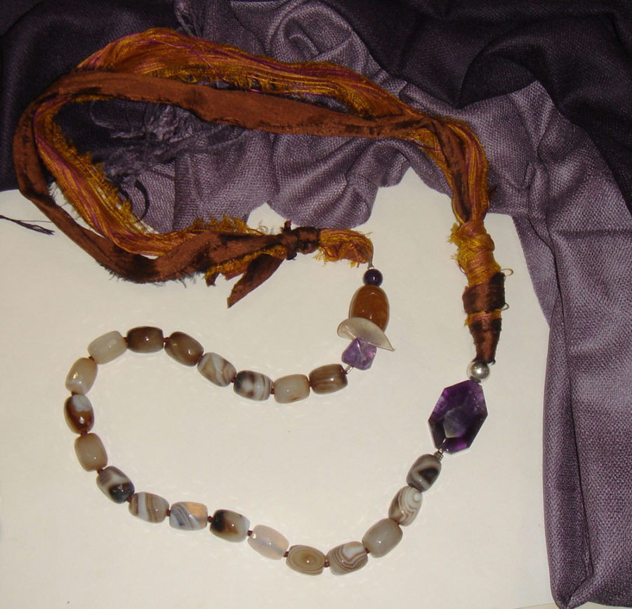 semi precious stones necklace
